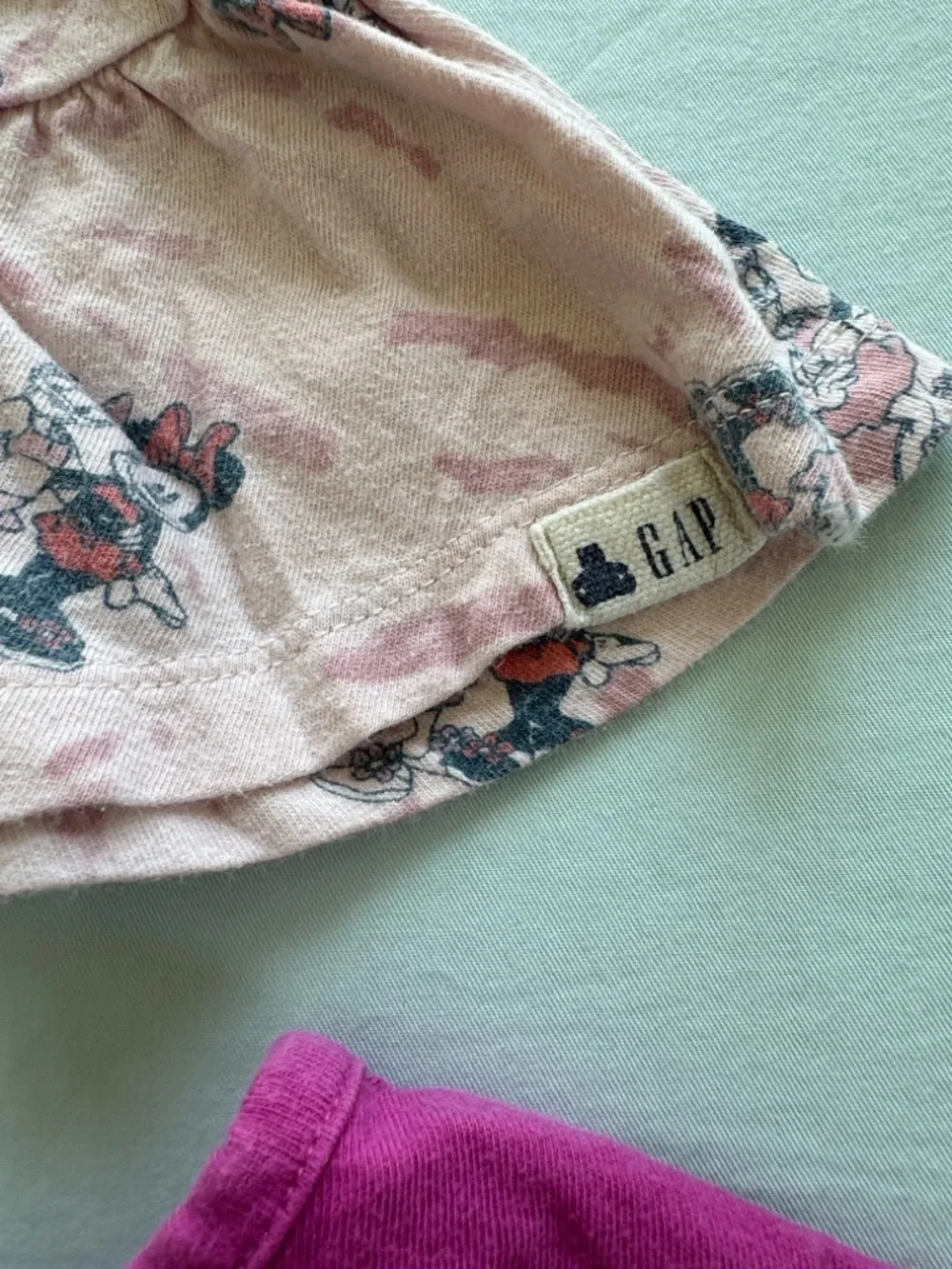 Set of 2 Organic 100% Cotton GAP Baby Girl Short Sleeve Tops. 18-24M
